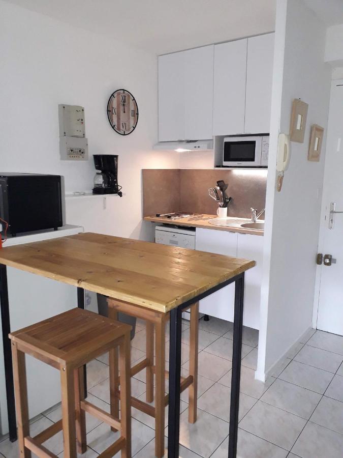 Le Venizio - Classe 2 Etoiles - T2 Climatise, Avec Terrasse, Parking, Pret De Velos, 10 Minutes A Pied Gare Et Centre Ville Sete Bagian luar foto